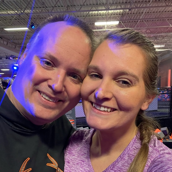 MEET YOUR POSHER - Megan - Picture 3 of 5